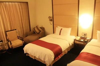 北京月亮河温泉假日度假村（月亮河温泉门票多少钱）