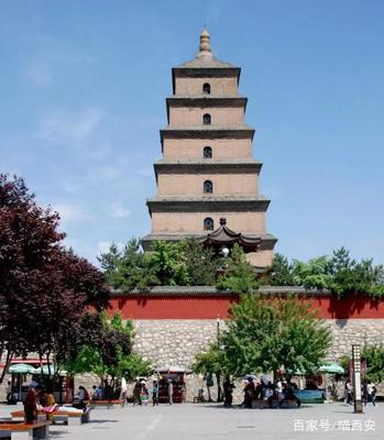 大雁塔南广场图片大全（大雁塔南广场酒店预订）