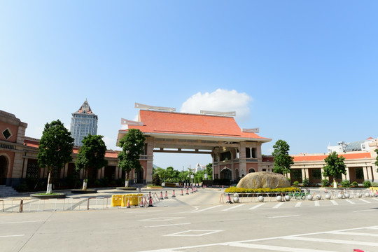 厦门集美大学是本一还是本二（厦门集美大学2025年录取分数线是多少）