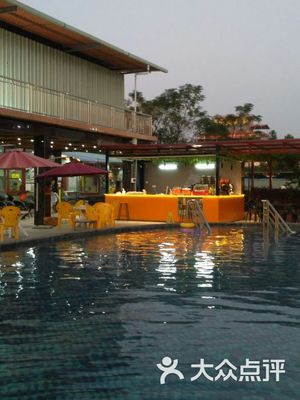 韶关古泉温泉在哪（韶关泉水谷漂流度假村）