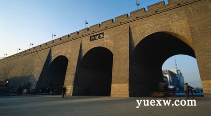 西安城墙朱雀门开放时间（西安古城墙朱雀门）