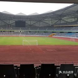 深圳大运中心有什么好玩的（深圳大运中心属于哪个街道办）